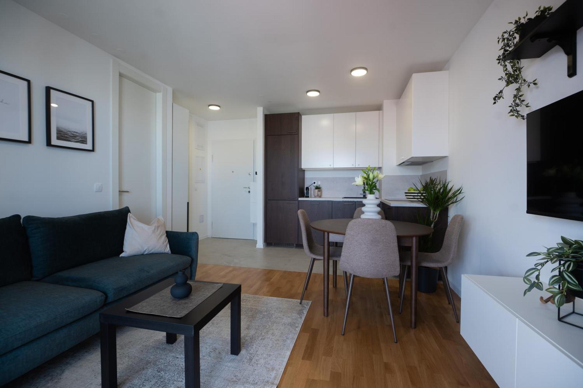 Lu Apartment *